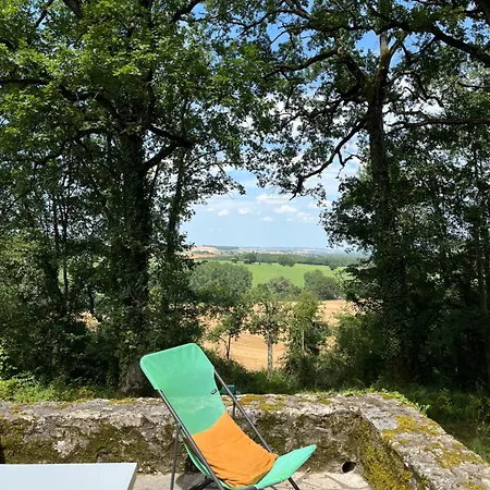 Prázdninový dům Au Calme Dans Un Bois De Chene *